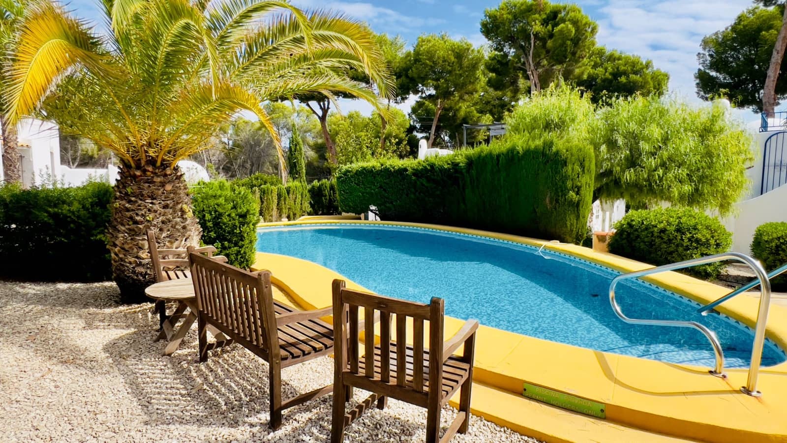 1 bedroom Villa for sale in Moraira with pool - € 350,000 (Ref: 9714047)