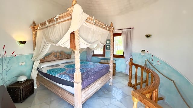 3 soverom Villa til salgs i Benissa med svømmebasseng garasje - € 650 000 (Ref: 9723484)