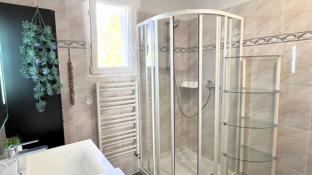 5 soverom Villa til salgs i Benissa med svømmebasseng garasje - € 565 000 (Ref: 9758124)