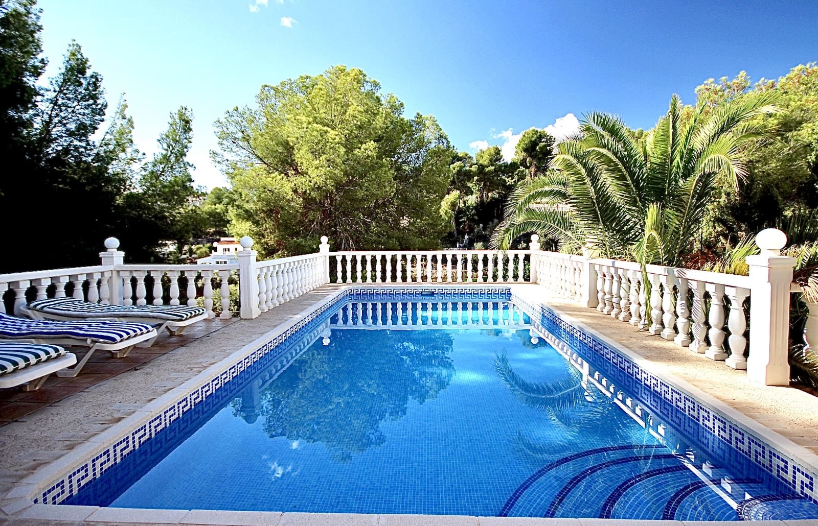 5 soverom Villa til salgs i Benissa med svømmebasseng garasje - € 565 000 (Ref: 9758124)