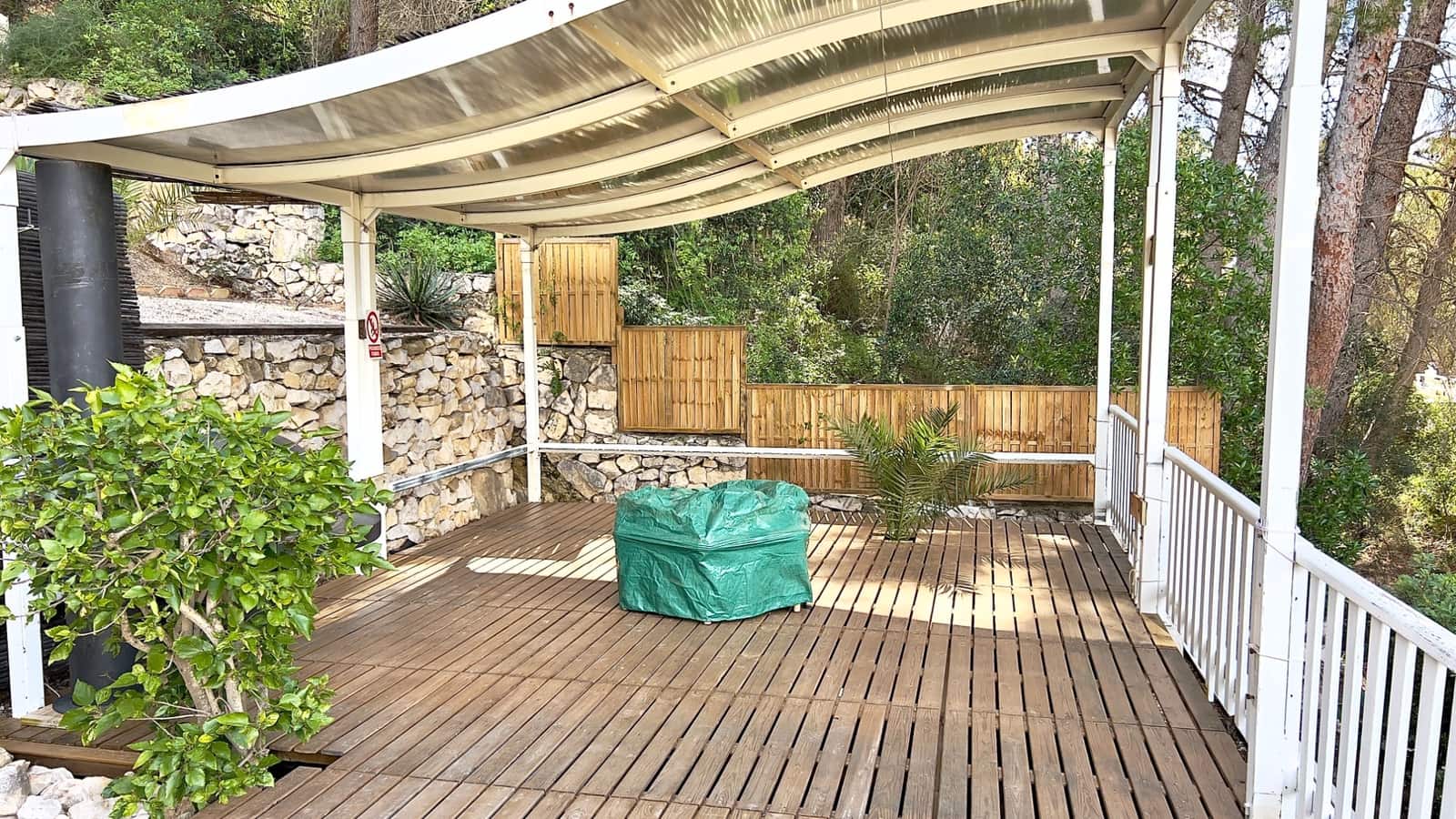 5 soverom Villa til salgs i Benissa med svømmebasseng garasje - € 565 000 (Ref: 9758124)