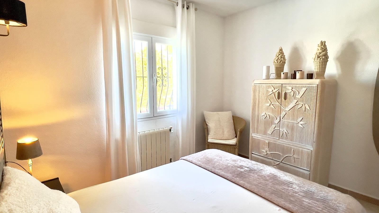 3 bedroom Villa for sale in Cumbre del Sol with pool - € 650,000 (Ref: 9773405)