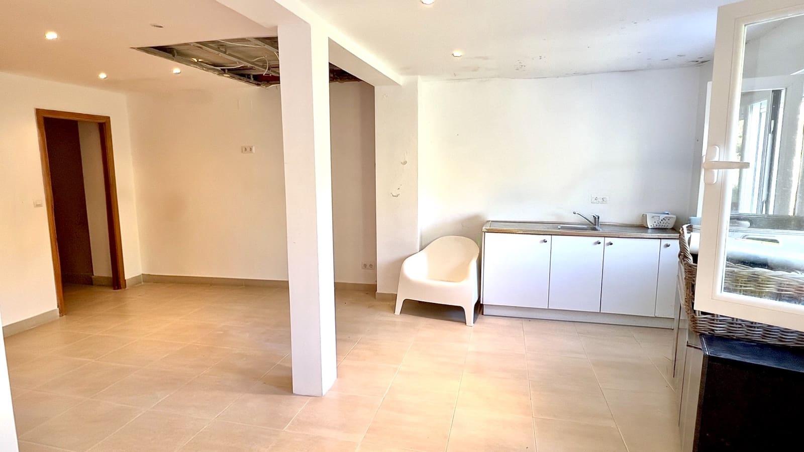 3 bedroom Villa for sale in Cumbre del Sol with pool - € 650,000 (Ref: 9773405)