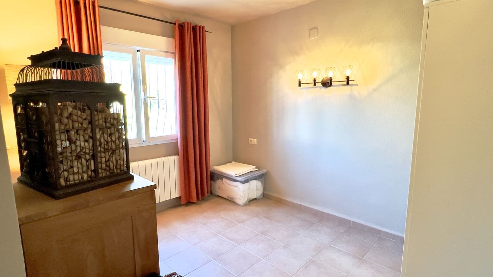 3 bedroom Villa for sale in Cumbre del Sol with pool - € 650,000 (Ref: 9773405)