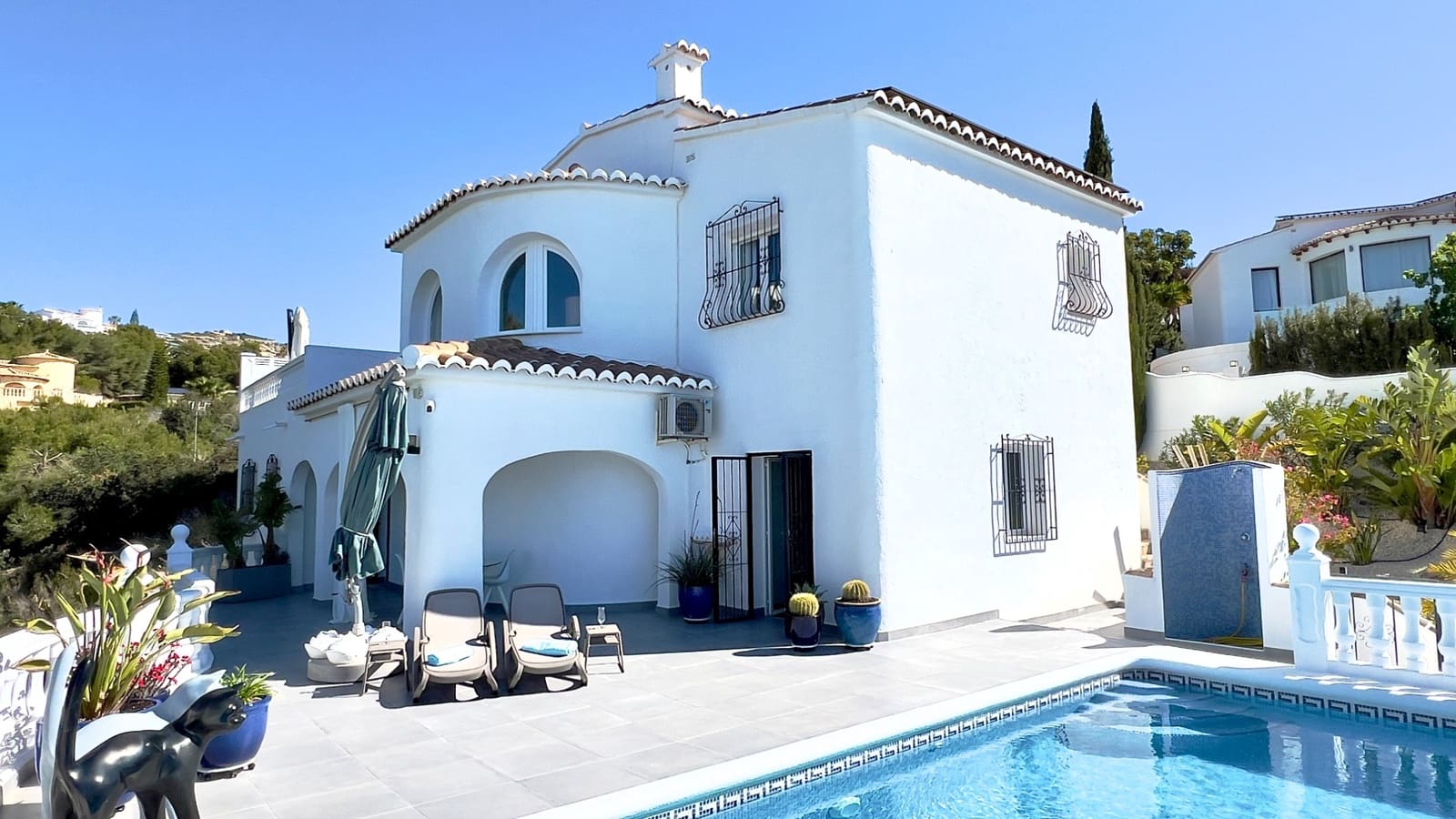 3 bedroom Villa for sale in Cumbre del Sol with pool - € 650,000 (Ref: 9773405)