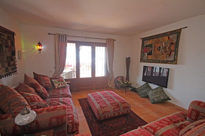 3 Zimmer Villa zu verkaufen in Moraira mit Pool - 435.000 € (Ref: 9818450)