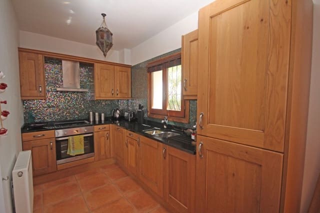 3 Zimmer Villa zu verkaufen in Paichi, Teulada-Moraira mit Pool - 435.000 € (Ref: 9818450)
