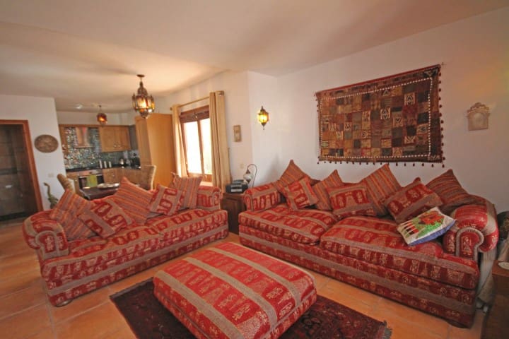3 Zimmer Villa zu verkaufen in Moraira mit Pool - 435.000 € (Ref: 9818450)