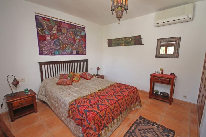 3 Zimmer Villa zu verkaufen in Moraira mit Pool - 435.000 € (Ref: 9818450)