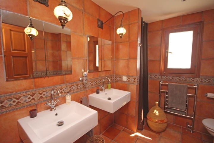 3 Zimmer Villa zu verkaufen in Moraira mit Pool - 435.000 € (Ref: 9818450)