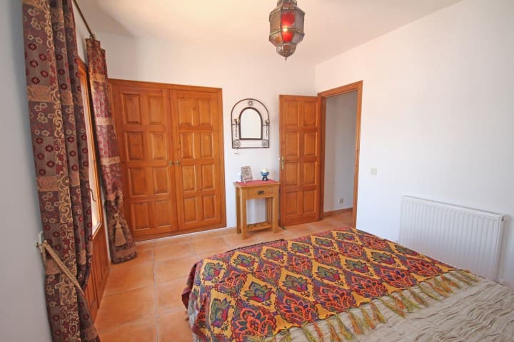 3 Zimmer Villa zu verkaufen in Moraira mit Pool - 435.000 € (Ref: 9818450)