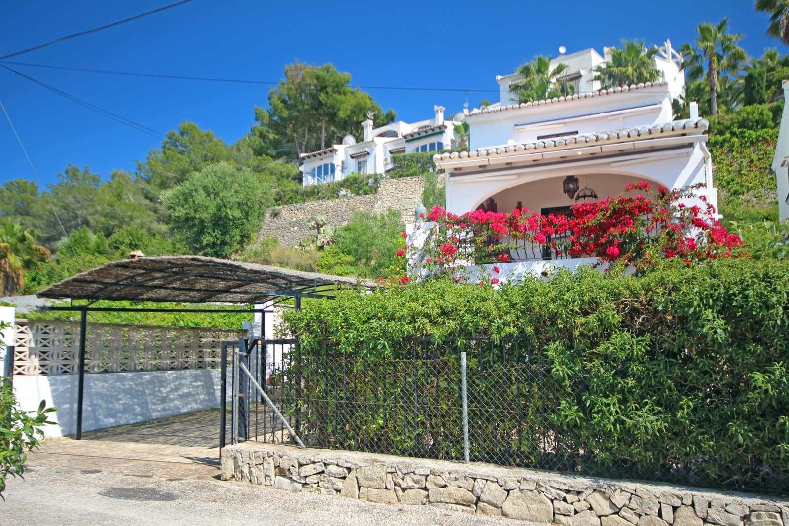 3 Zimmer Villa zu verkaufen in Moraira mit Pool - 435.000 € (Ref: 9818450)