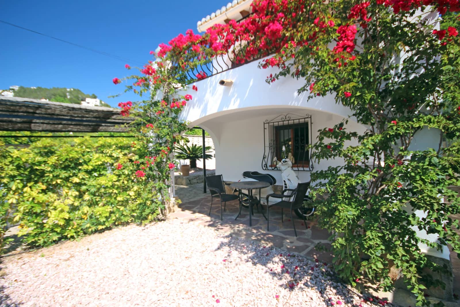 3 Zimmer Villa zu verkaufen in Moraira mit Pool - 435.000 € (Ref: 9818450)