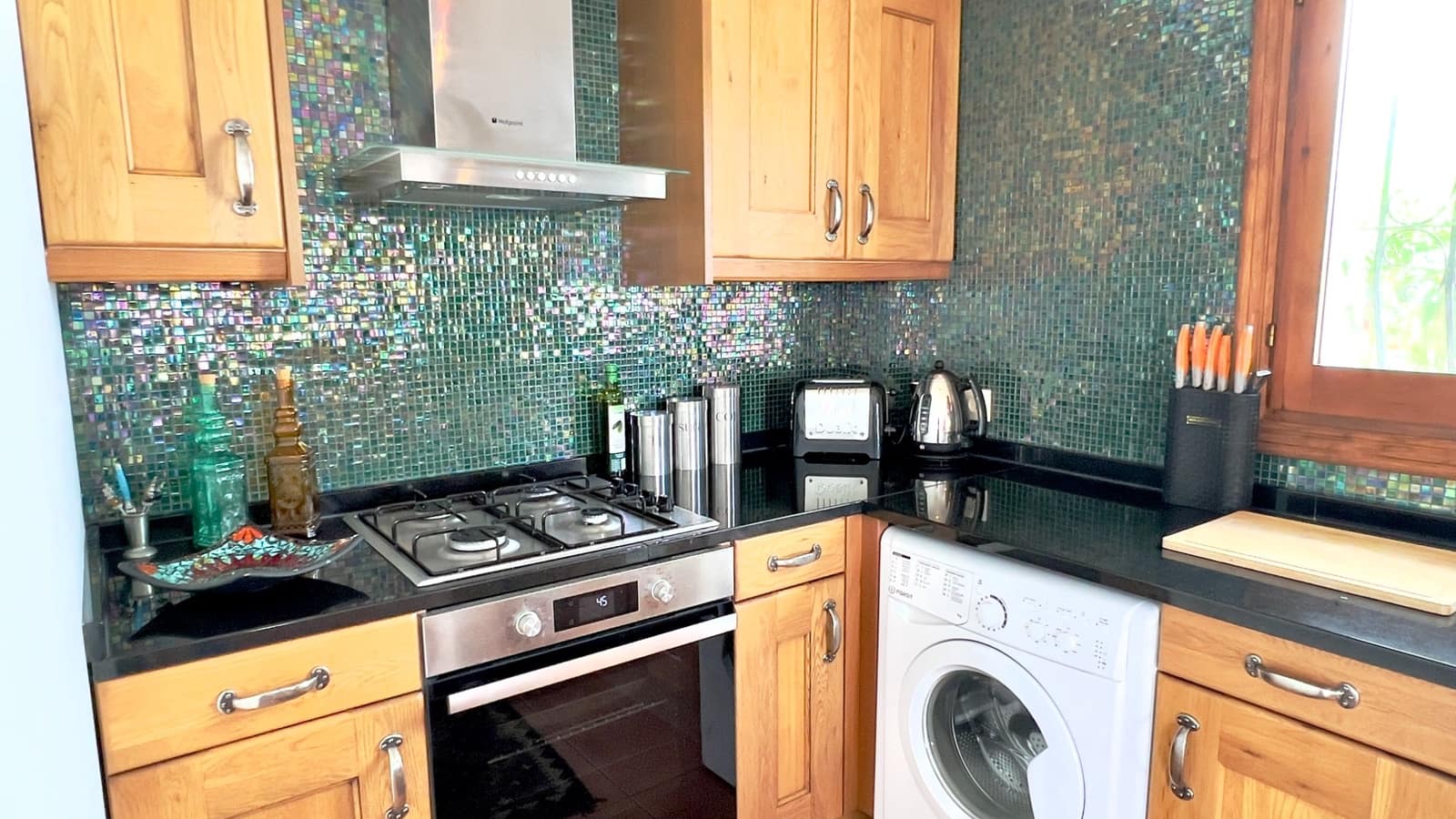 2 bedroom Villa for sale in Moraira with pool - € 435,000 (Ref: 9818450)