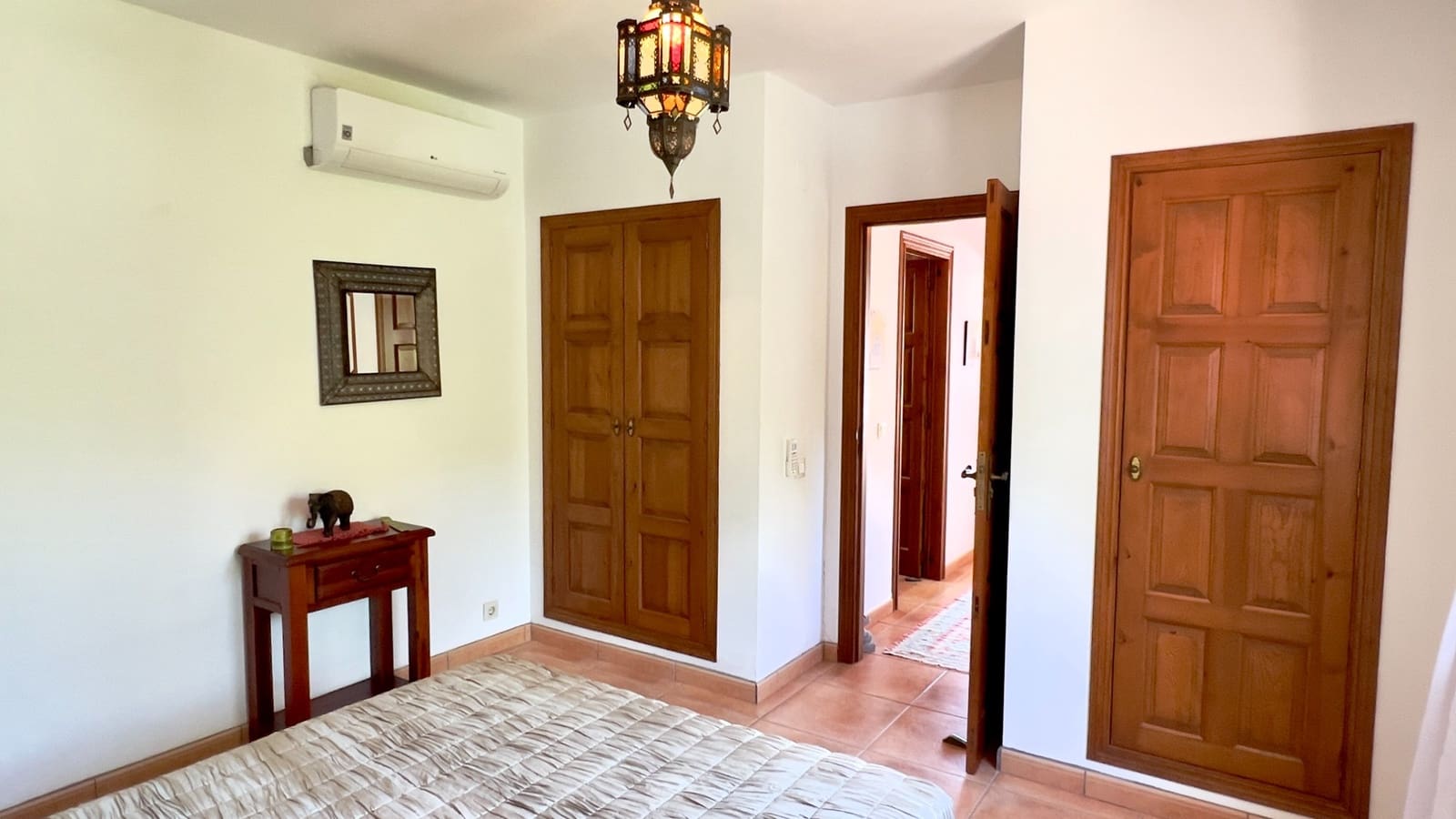 2 bedroom Villa for sale in Moraira with pool - € 435,000 (Ref: 9818450)