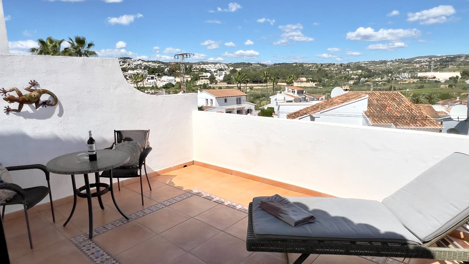 2 bedroom Villa for sale in Moraira with pool - € 435,000 (Ref: 9818450)