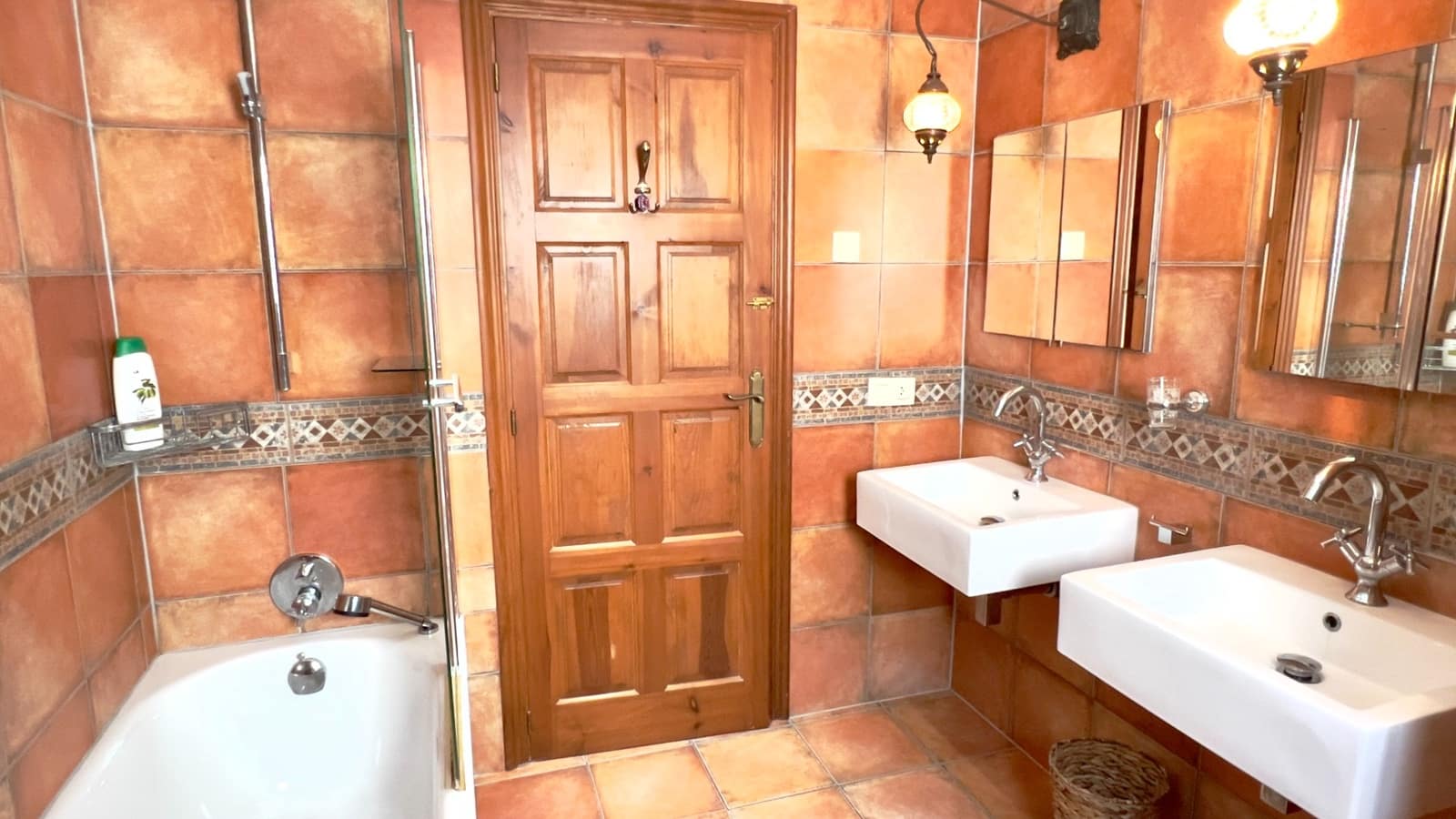 2 bedroom Villa for sale in Moraira with pool - € 435,000 (Ref: 9818450)