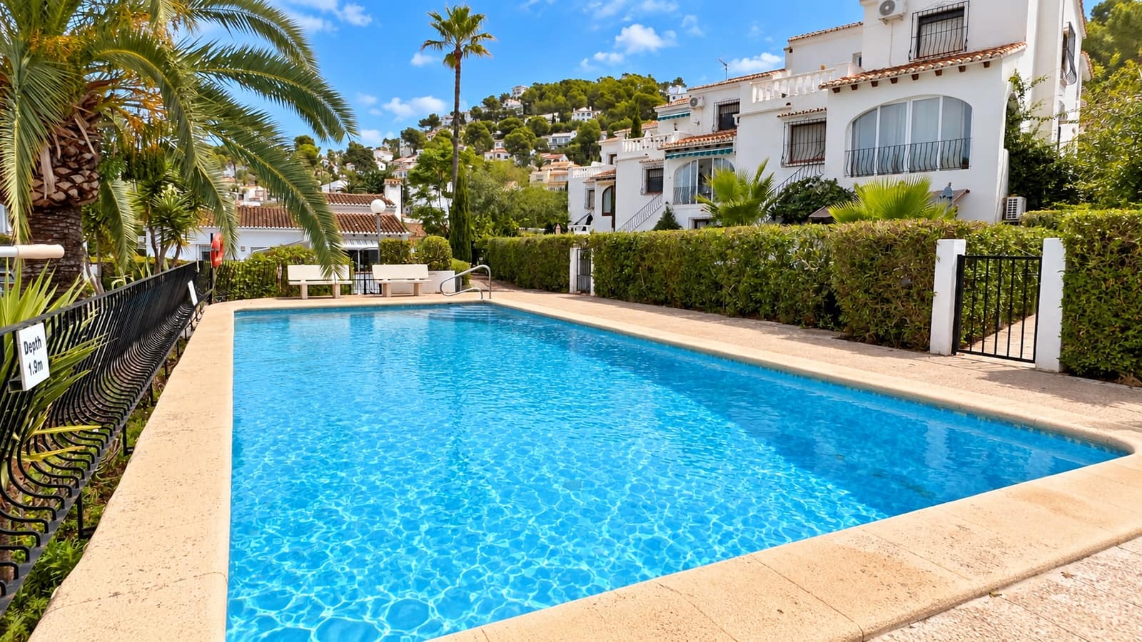 2 soveværelse Villa til salg i Moraira med swimmingpool garage - € 435.000 (Ref: 9818450)