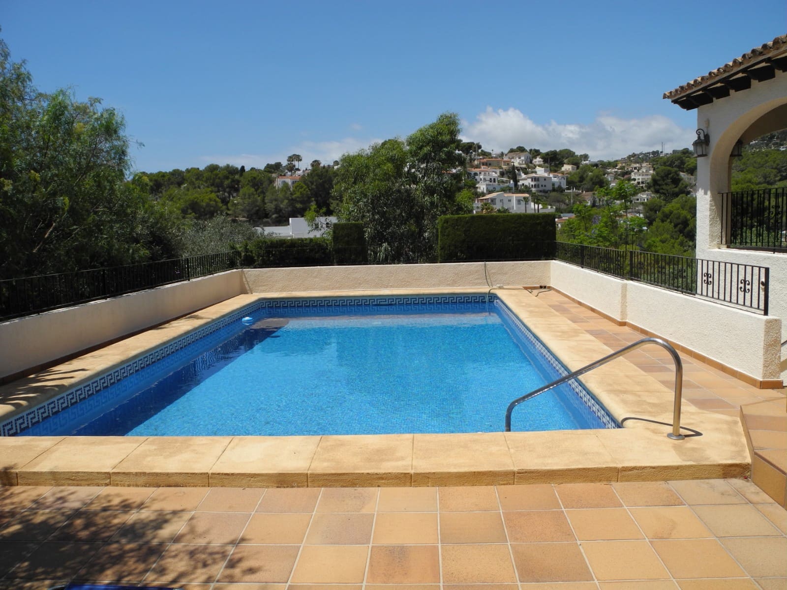 3 soveværelse Villa til salg i Benissa med swimmingpool garage - € 720.000 (Ref: 9819289)