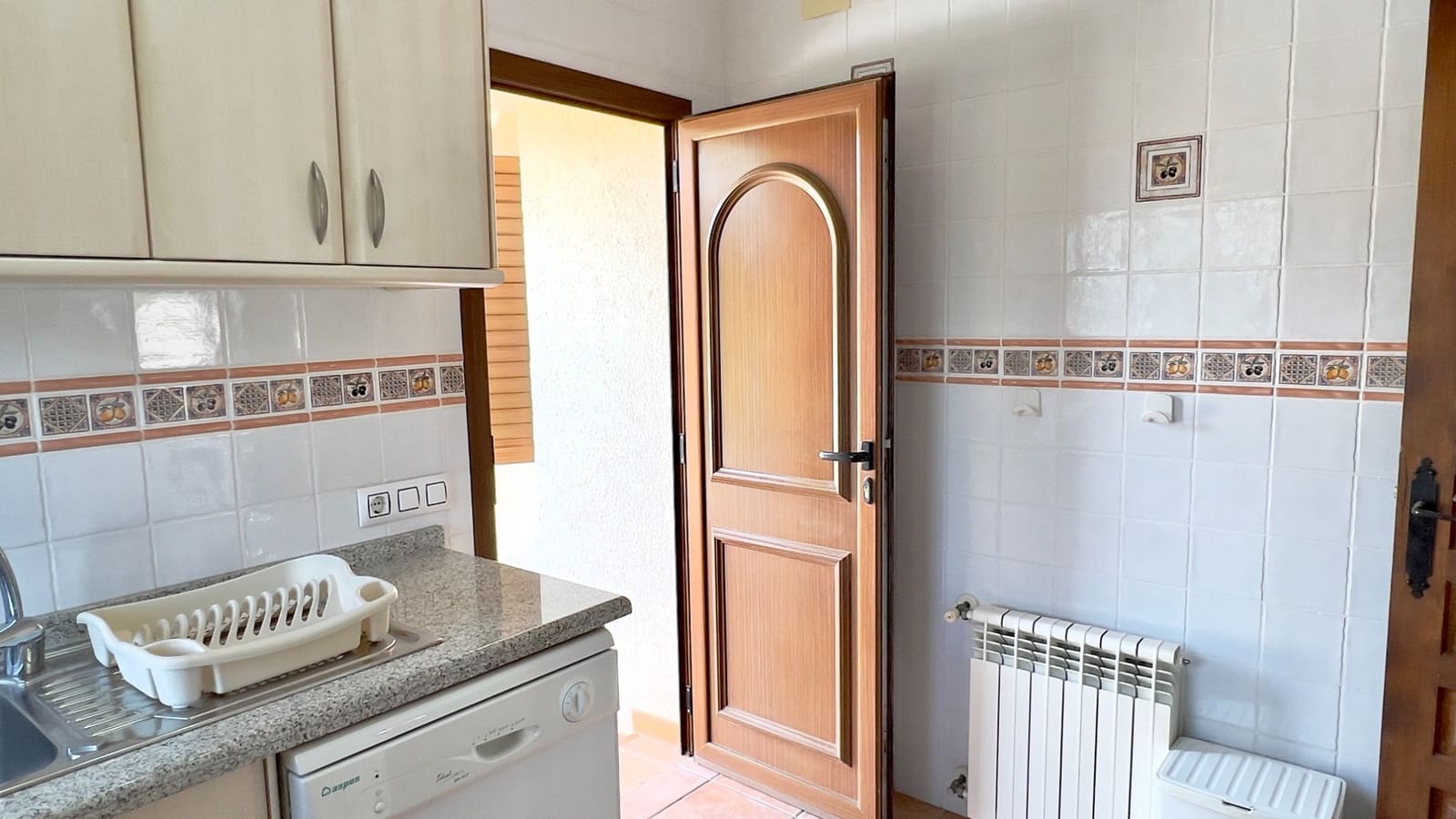 3 soveværelse Villa til salg i Benissa med swimmingpool garage - € 720.000 (Ref: 9819289)