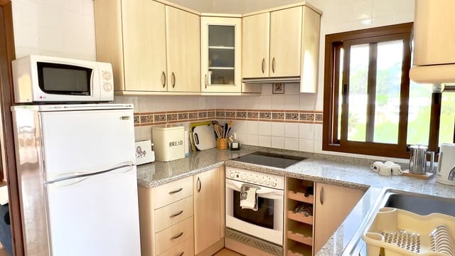3 soveværelse Villa til salg i Benissa med swimmingpool garage - € 720.000 (Ref: 9819289)