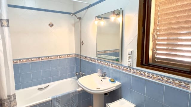 3 soveværelse Villa til salg i Benissa med swimmingpool garage - € 720.000 (Ref: 9819289)