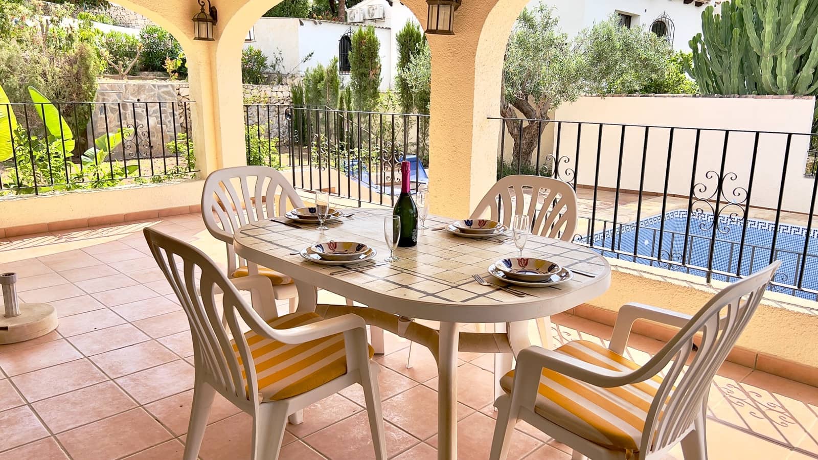 3 soveværelse Villa til salg i Benissa med swimmingpool garage - € 720.000 (Ref: 9819289)