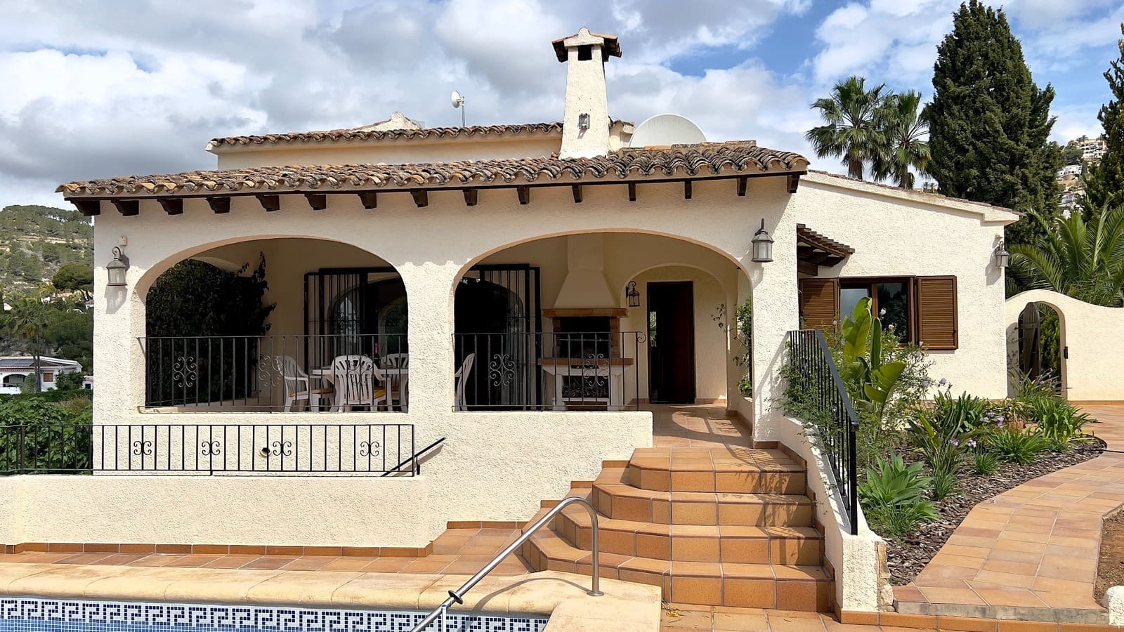 3 soveværelse Villa til salg i Benissa med swimmingpool garage - € 720.000 (Ref: 9819289)