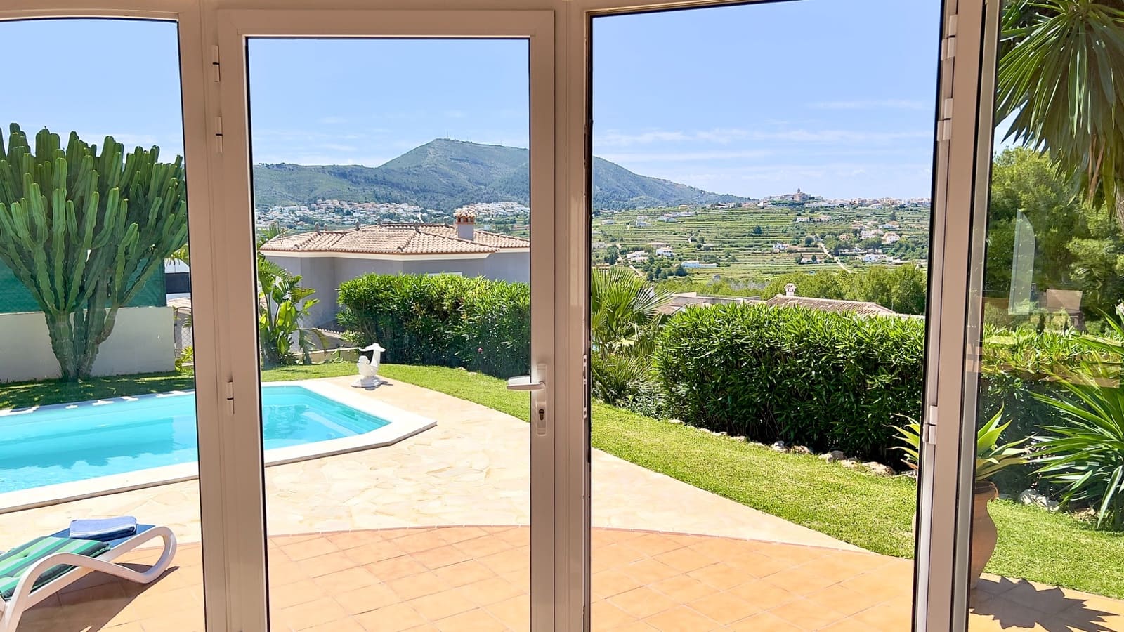 2 bedroom Villa for sale in Javea / Xabia with pool garage - € 1,190,000 (Ref: 9838499)