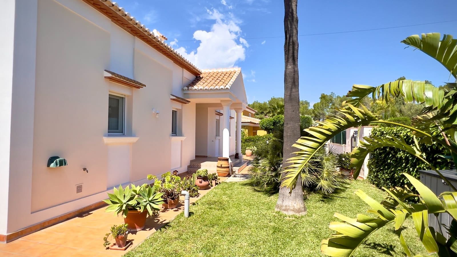 2 bedroom Villa for sale in Javea / Xabia with pool garage - € 1,190,000 (Ref: 9838499)