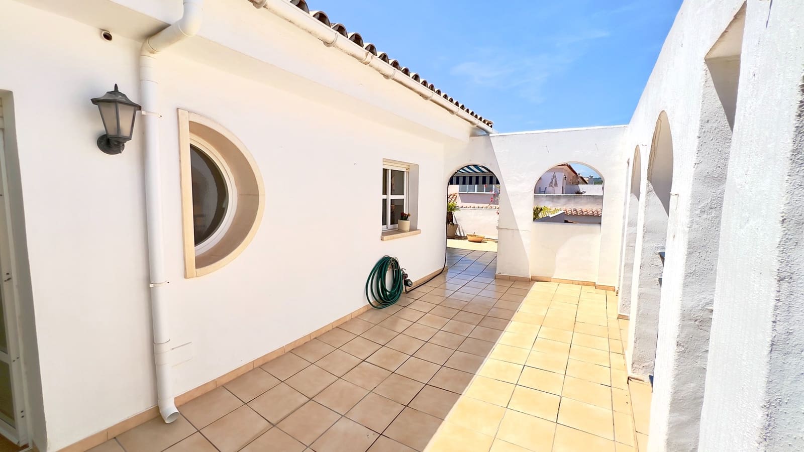 1 bedroom Penthouse for sale in Moraira - € 279,000 (Ref: 9848198)