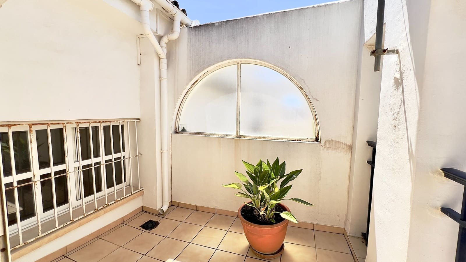 1 bedroom Penthouse for sale in Moraira - € 279,000 (Ref: 9848198)