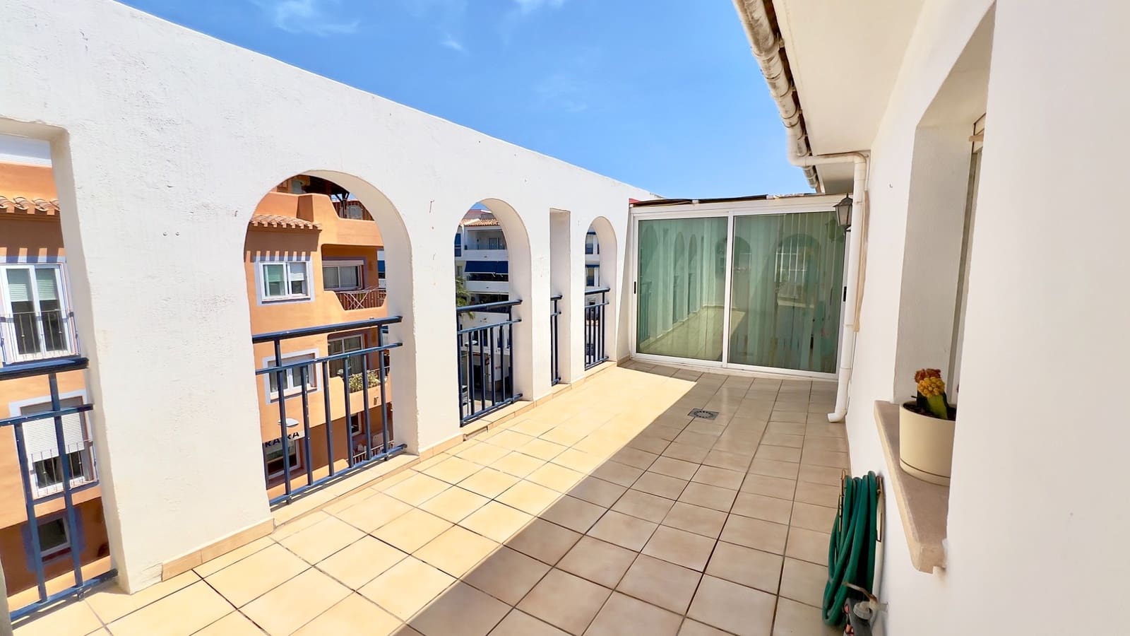 1 bedroom Penthouse for sale in Moraira - € 279,000 (Ref: 9848198)