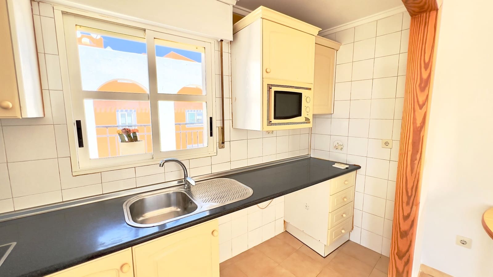 1 bedroom Penthouse for sale in Moraira - € 279,000 (Ref: 9848198)