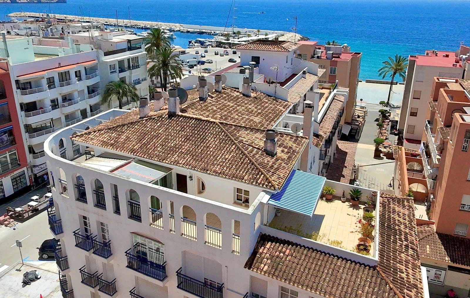 1 bedroom Penthouse for sale in Moraira - € 279,000 (Ref: 9848198)