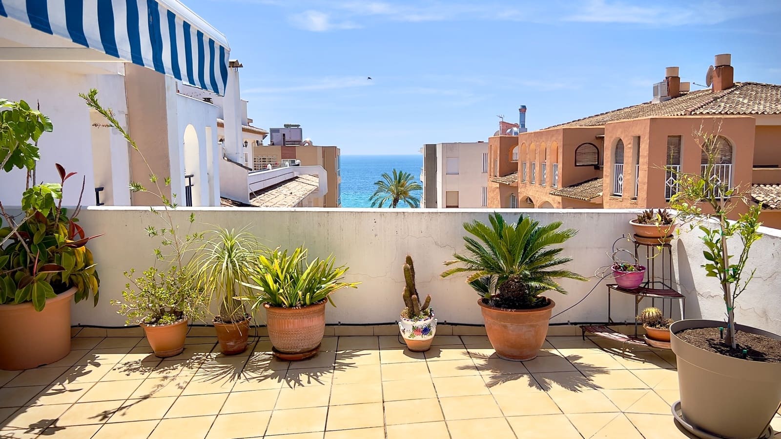 1 bedroom Penthouse for sale in Moraira - € 279,000 (Ref: 9848198)