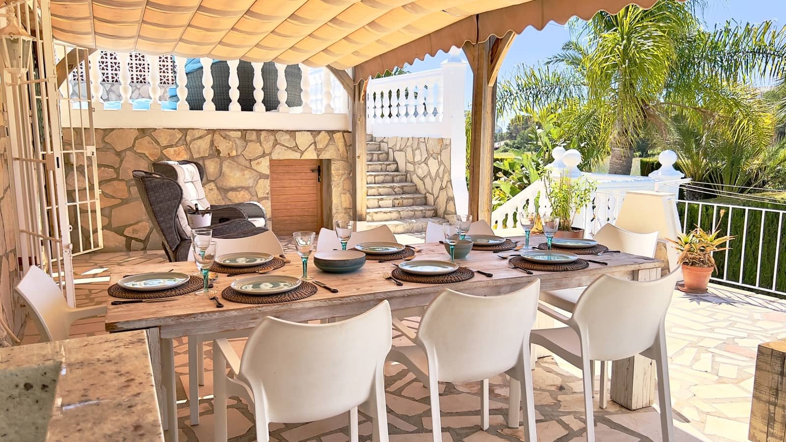 6 soverom Villa til salgs i Moraira med svømmebasseng - € 1 075 000 (Ref: 9858856)