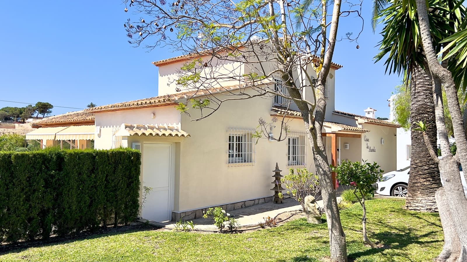 6 soverom Villa til salgs i Moraira med svømmebasseng - € 1 075 000 (Ref: 9858856)
