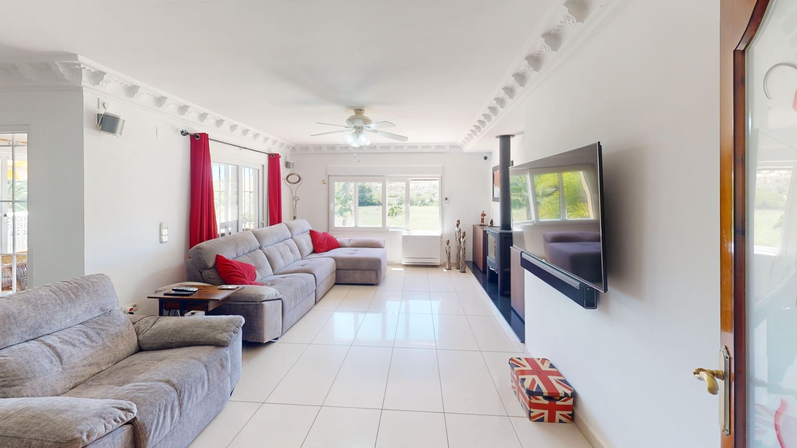 6 soverom Villa til salgs i Moraira med svømmebasseng - € 1 075 000 (Ref: 9858856)