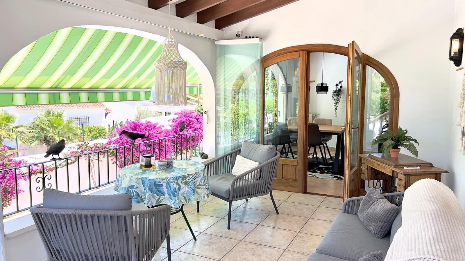 Chalet de 3 habitaciones en Moraira en venta con piscina garaje - 825.000 € (Ref: 9918873)
