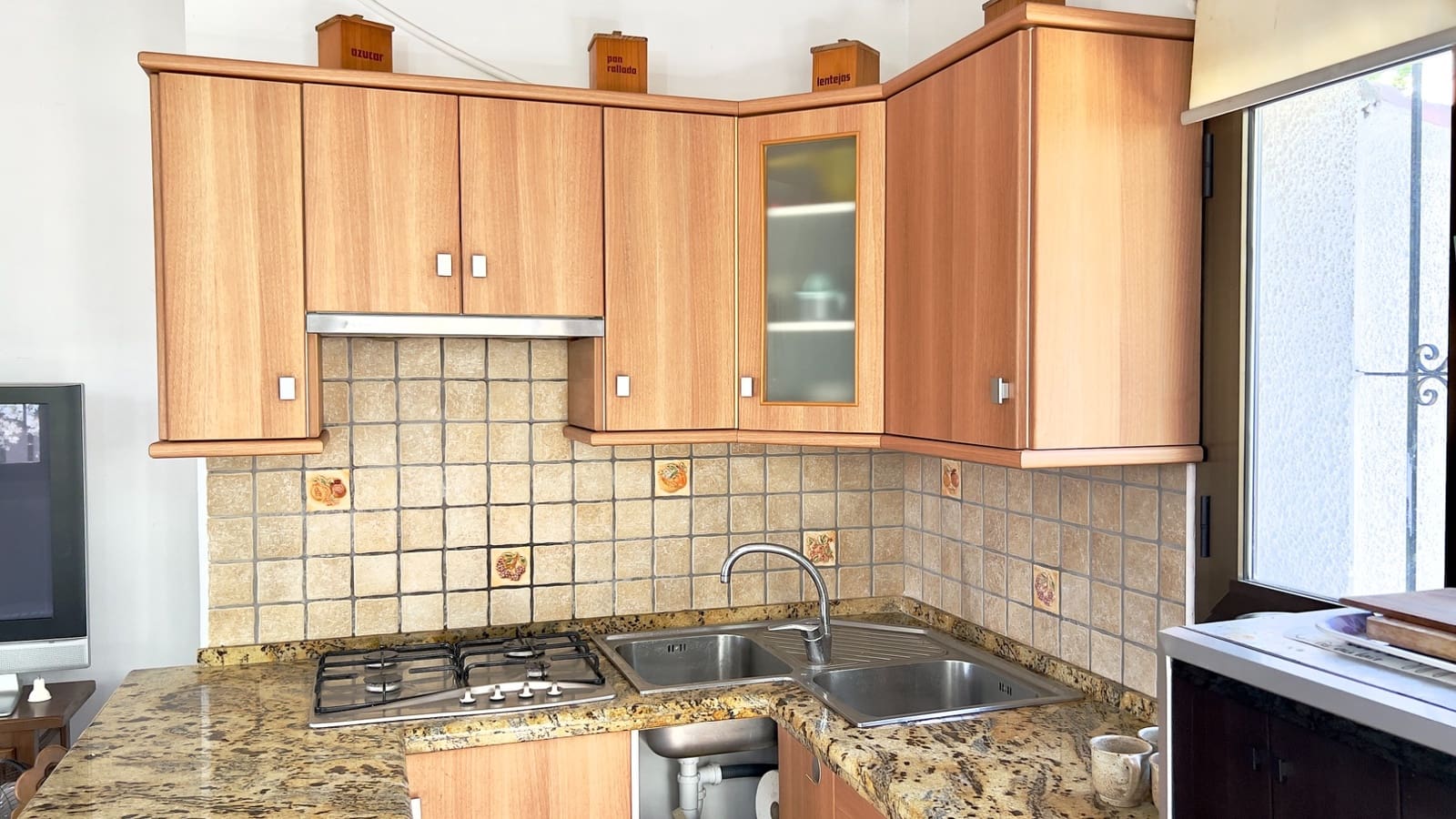 2 soveværelse Villa til salg i Moraira med swimmingpool garage - € 385.000 (Ref: 9921047)