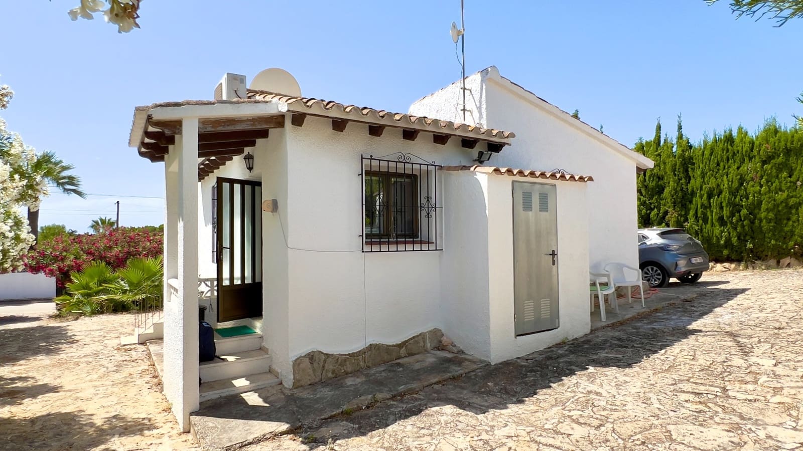 2 soveværelse Villa til salg i Moraira med swimmingpool garage - € 385.000 (Ref: 9921047)