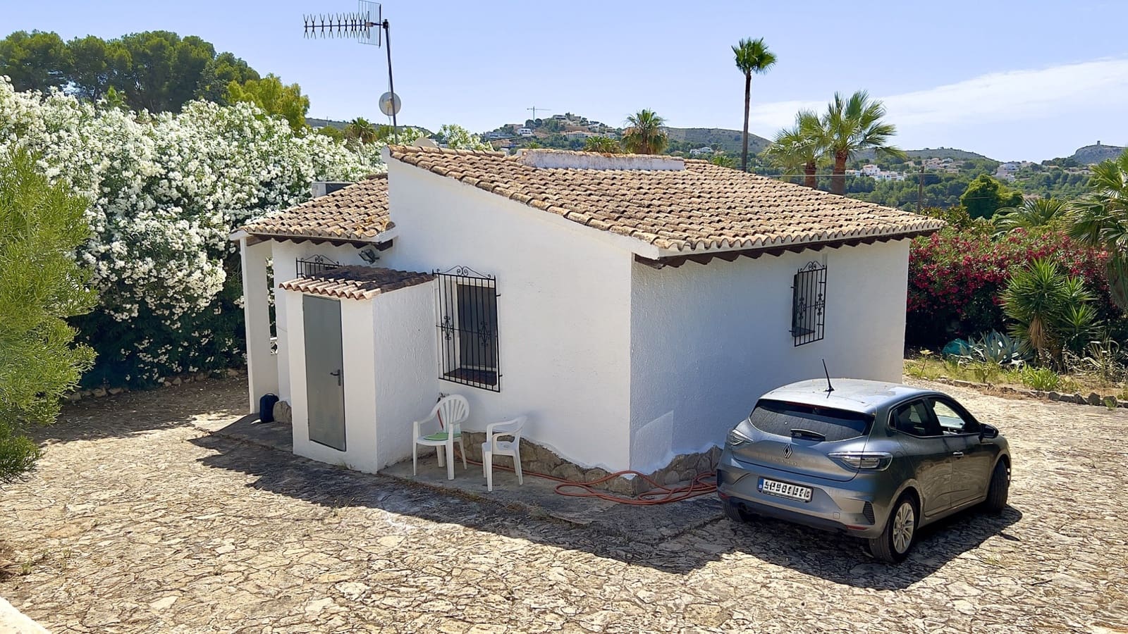 2 soveværelse Villa til salg i Moraira med swimmingpool garage - € 385.000 (Ref: 9921047)