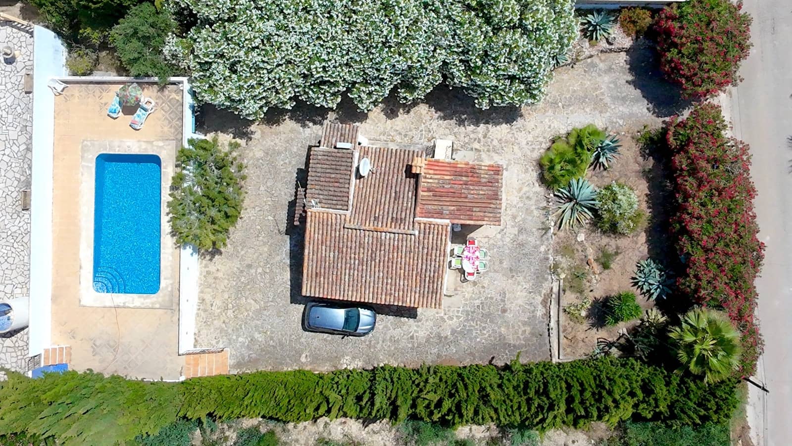 2 soveværelse Villa til salg i Moraira med swimmingpool garage - € 385.000 (Ref: 9921047)