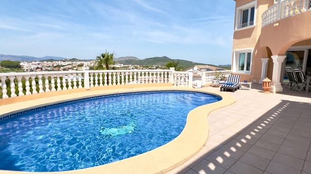 3 Zimmer Villa zu verkaufen in Benitachell / Benitatxell mit Pool Garage - 515.000 € (Ref: 9928031)