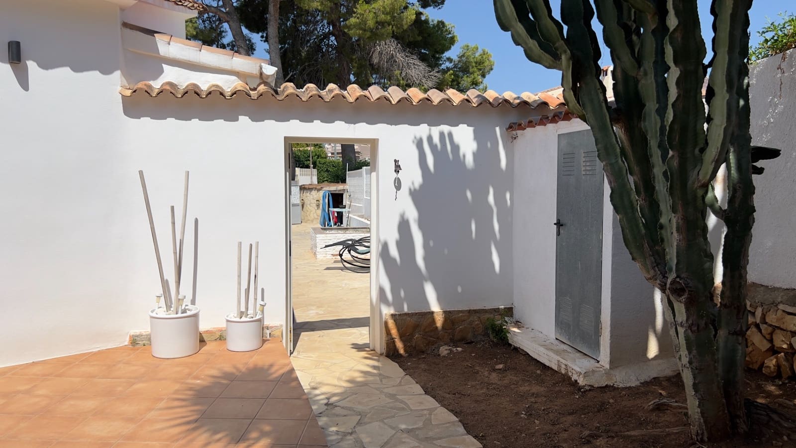 2 bedroom Villa for sale in Calpe / Calp with pool garage - € 370,000 (Ref: 9937199)
