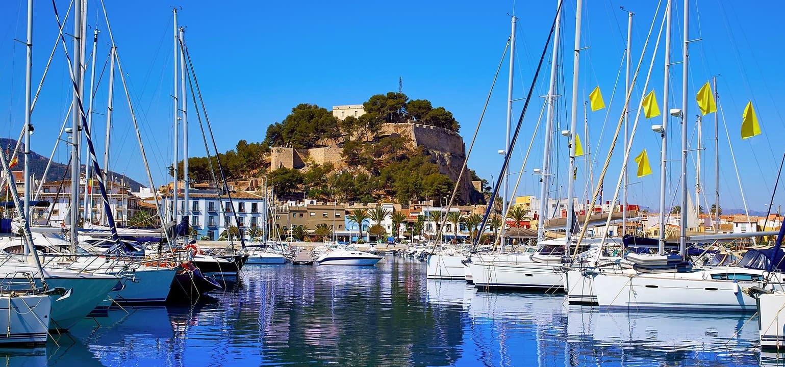 1 sovrum Lägenhet till salu i Denia med pool garage - 275 000 € (Ref: 9987296)