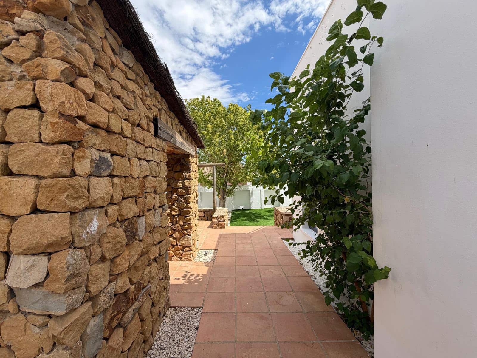 Pareado de 4 habitaciones en Ronda en alquiler vacacional con piscina garaje - 2.000 € (Ref: 10004835)