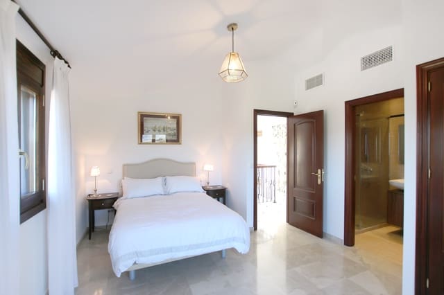 5 Zimmer Villa zu verkaufen in Ronda mit Pool Garage - 1.150.000 € (Ref: 10012553)