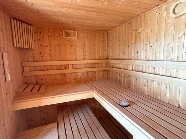 5 soverom Villa til salgs i Ronda med svømmebasseng garasje - € 799 000 (Ref: 4183456)